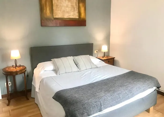 Günstiges Hotel: Venice And Venice Apartments - Private Rooms In Shared Apartment
