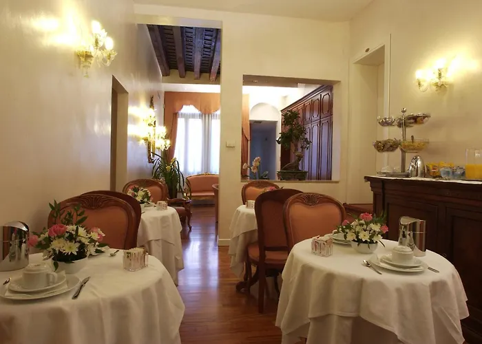 Hotel Locanda Canal