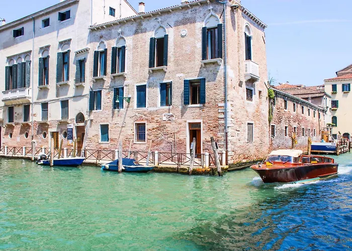 Al Canal Regio - Guest House