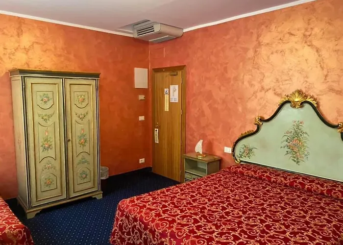 Hotel cerca del aeropuerto: Hotel Malibran