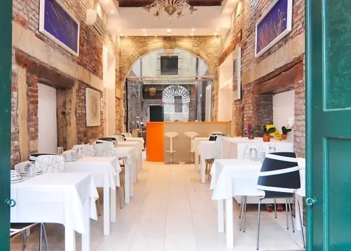 Hôtel central: Al Mascaron Ridente